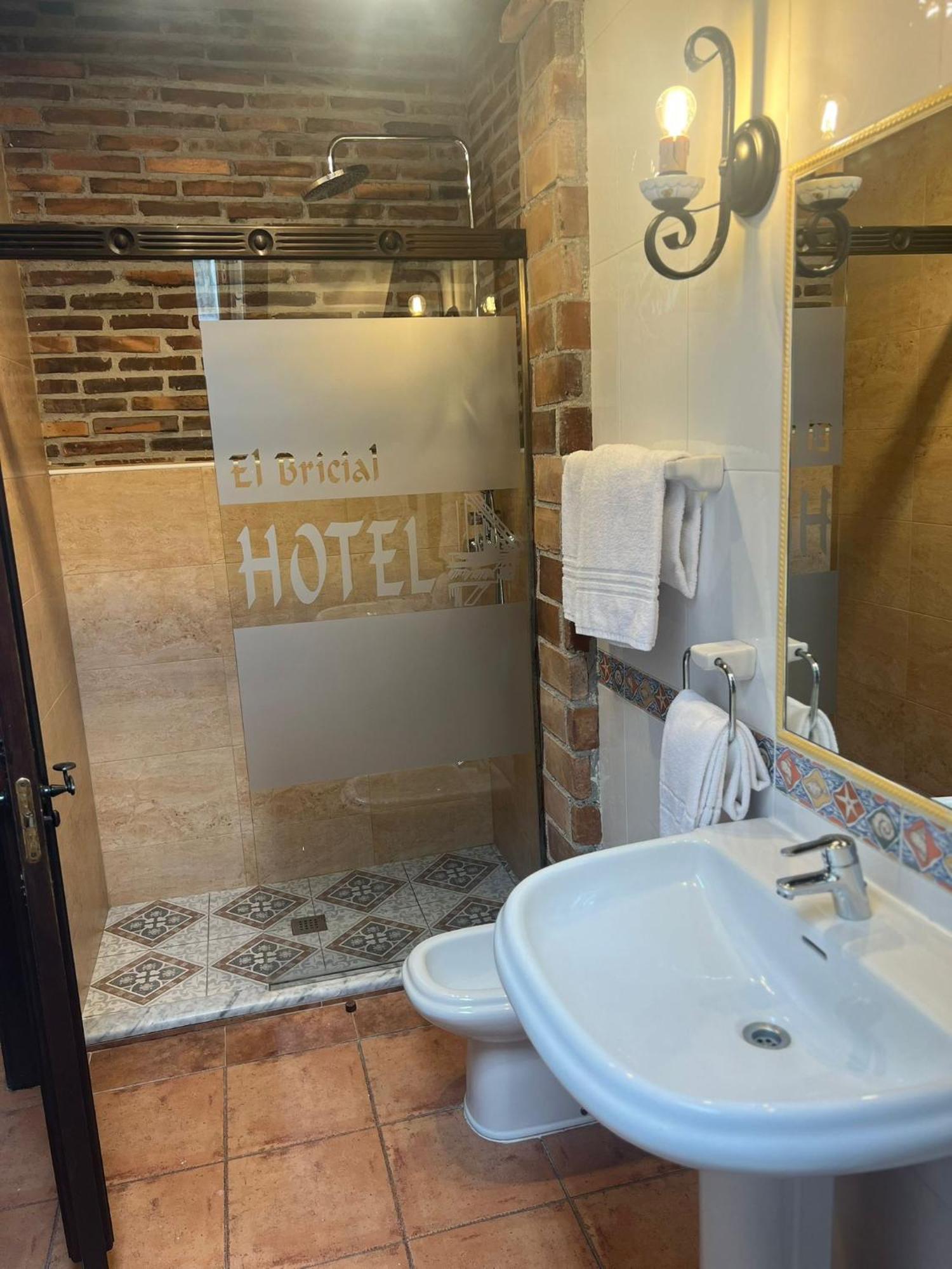 Hotel El Bricial Soto De Cangas Eksteriør bilde