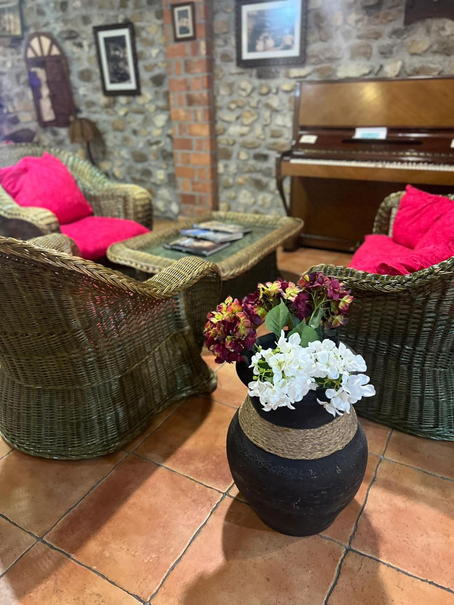 Hotel El Bricial Soto De Cangas Eksteriør bilde