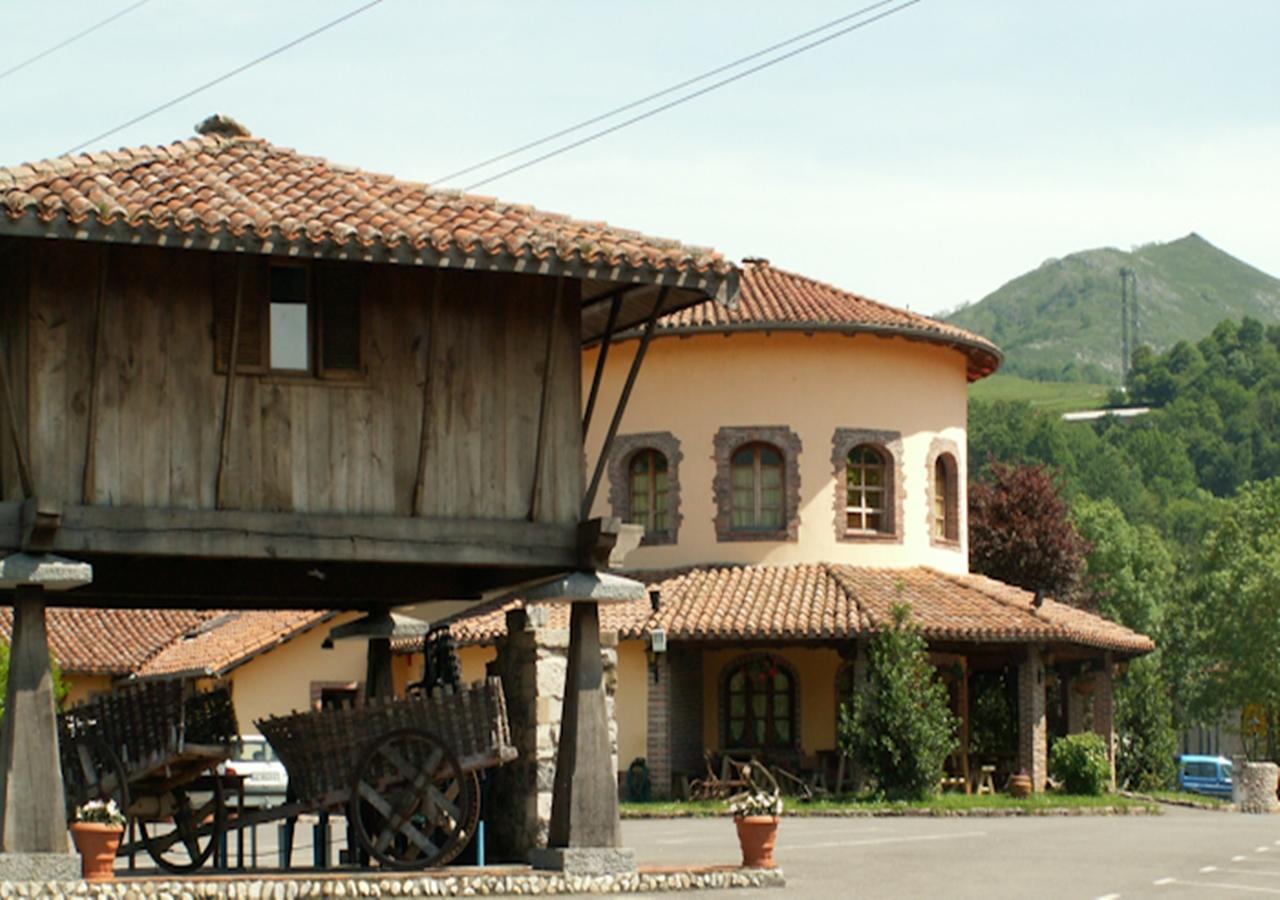 Hotel El Bricial Soto De Cangas Eksteriør bilde