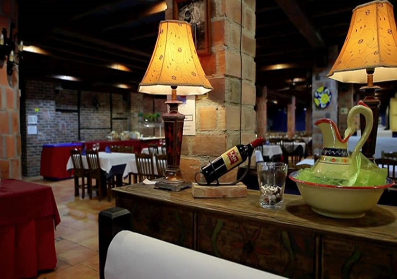 Hotel El Bricial Soto De Cangas Eksteriør bilde
